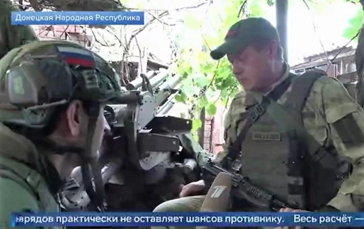 Артиллерия казачьего батальона СКИФ отражает атаки ВСУ под Соледаром